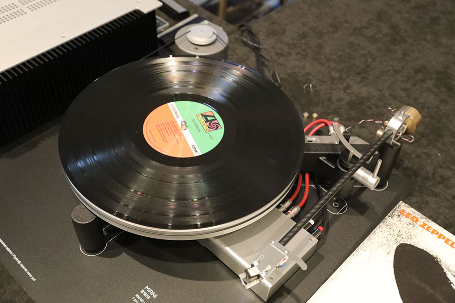 Battery Powered Phono Preamp